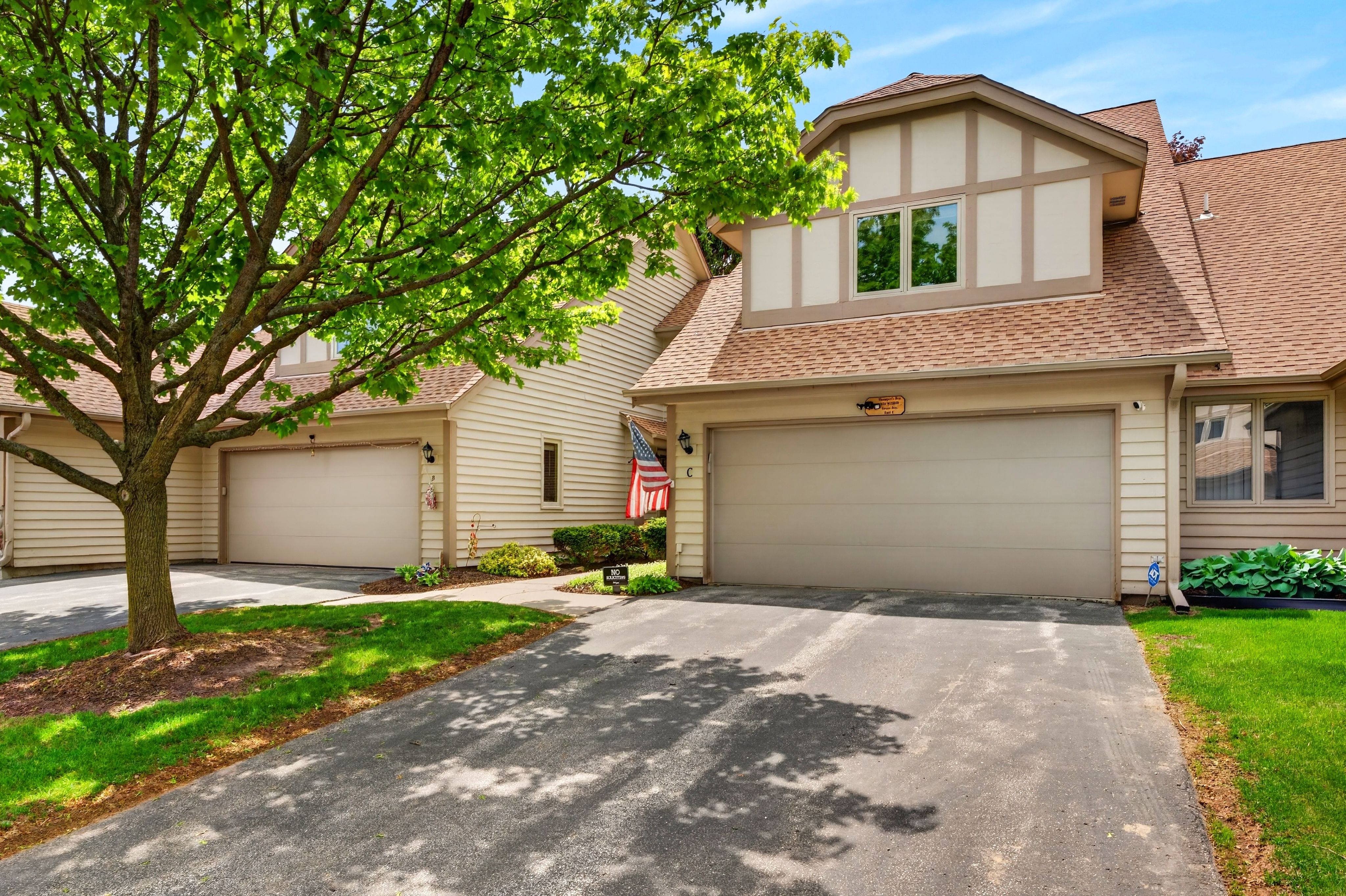  Three Bedroom Condo in Pewaukee - 物件實景