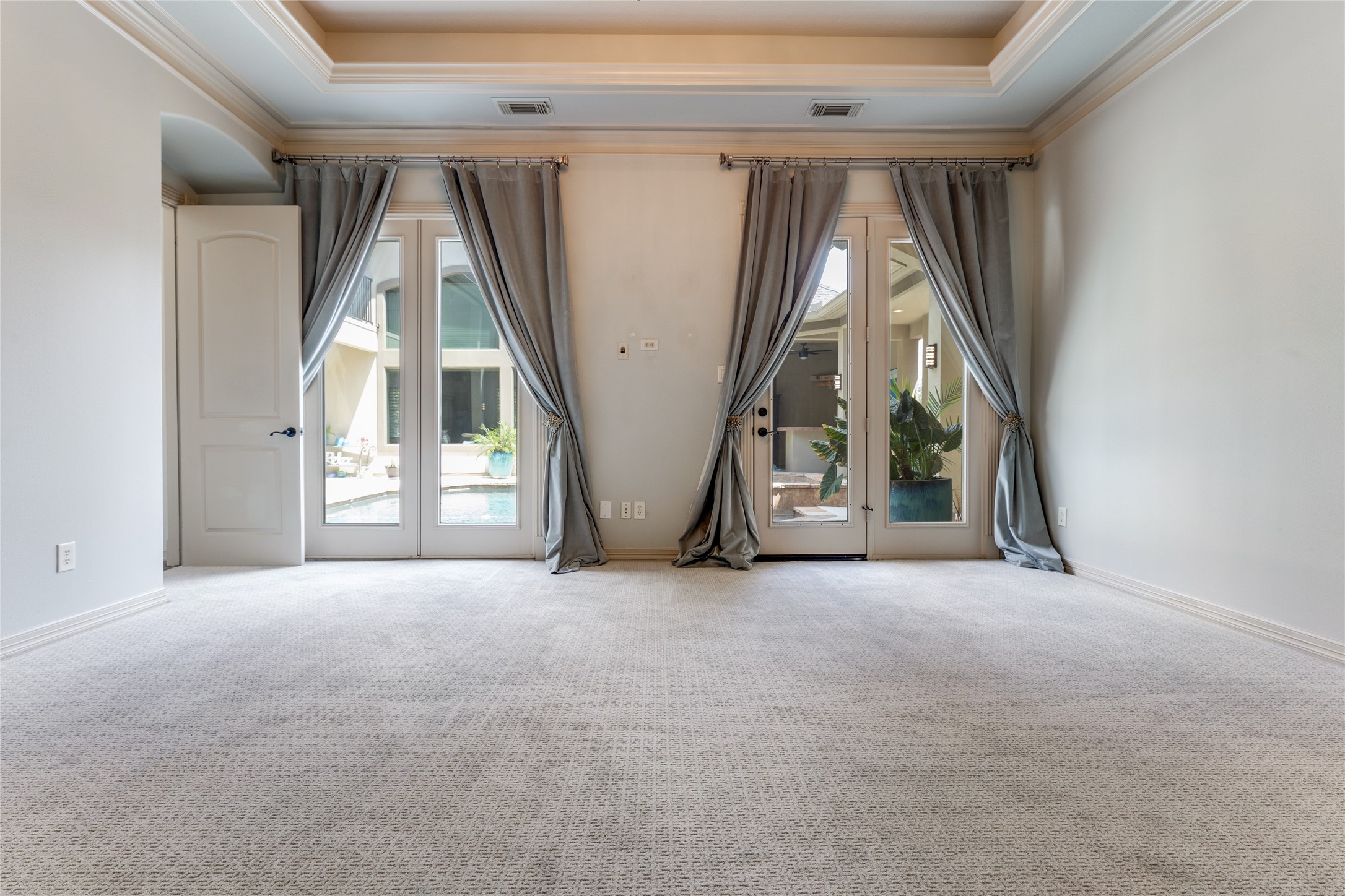 Spring, Texas, 77389, United States, 4 Bedrooms Bedrooms, ,7 BathroomsBathrooms,Residential,For Sale,1917972