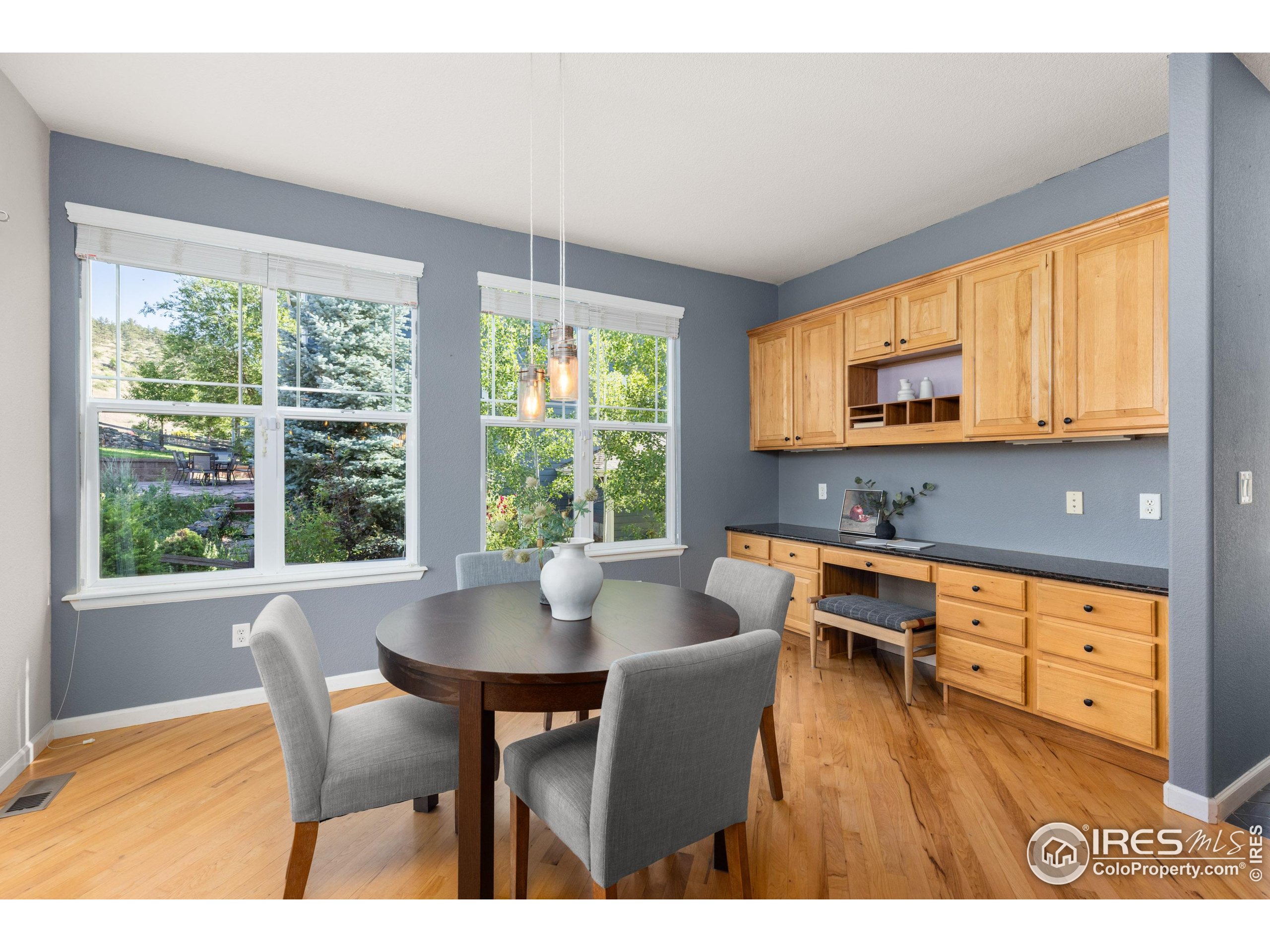 Lyons, Colorado, 80540, United States, 4 Bedrooms Bedrooms, ,3 BathroomsBathrooms,Residential,For Sale,1865994