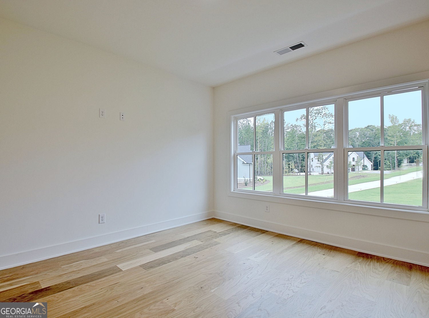 Tyrone, Georgia, 30290, United States, 6 Bedrooms Bedrooms, ,6 BathroomsBathrooms,Residential,For Sale,1859039