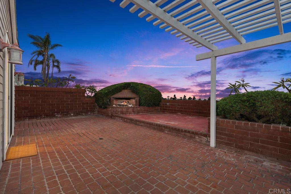 Carlsbad, California, 92011, United States, 3 Bedrooms Bedrooms, ,2 BathroomsBathrooms,Residential,For Sale,1941594