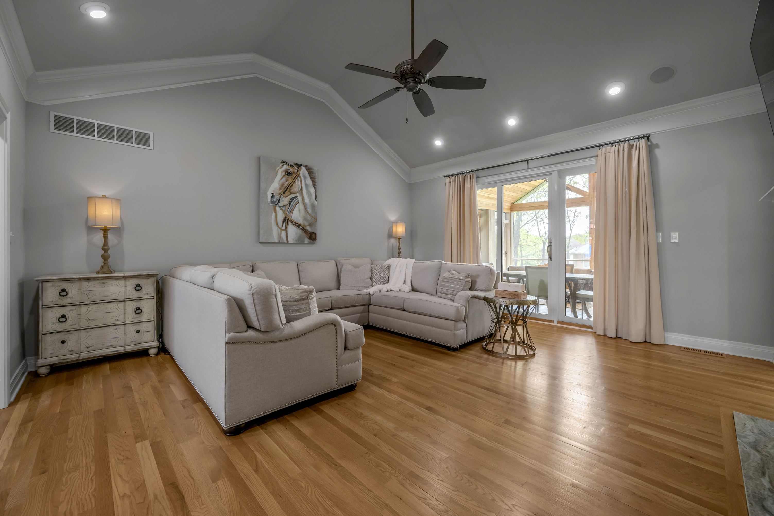  3128 Weymouth Court - 物件實景