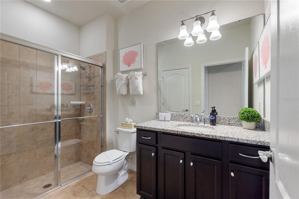 Davenport, Florida, 33837, United States, 5 Bedrooms Bedrooms, ,4 BathroomsBathrooms,Residential,For Sale,1933359
