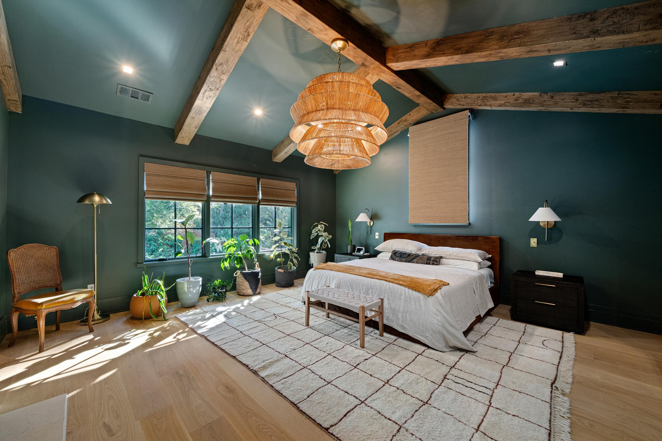  Beautifully Crafted Virginia Highland Home with an Entertainer