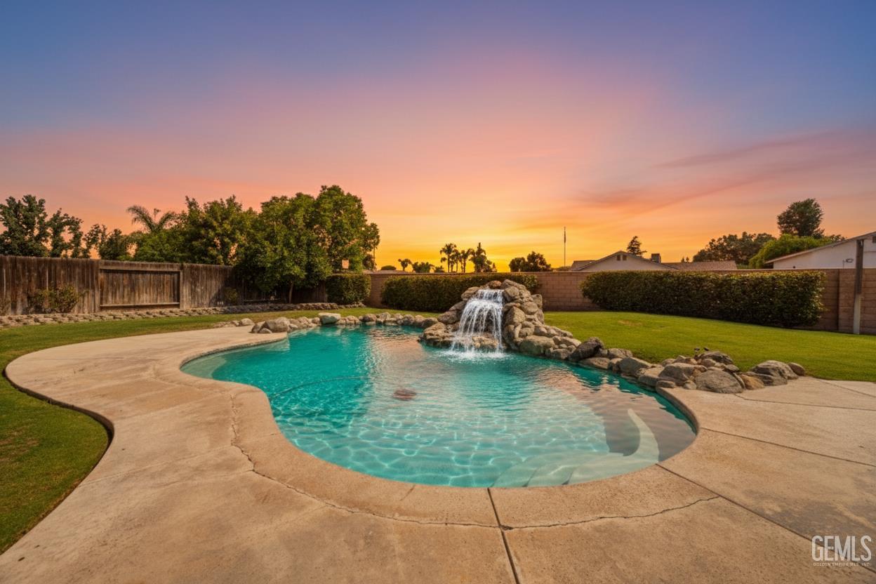 Bakersfield, California, 93308, United States, 4 Bedrooms Bedrooms, ,3 BathroomsBathrooms,Residential,For Sale,1963692