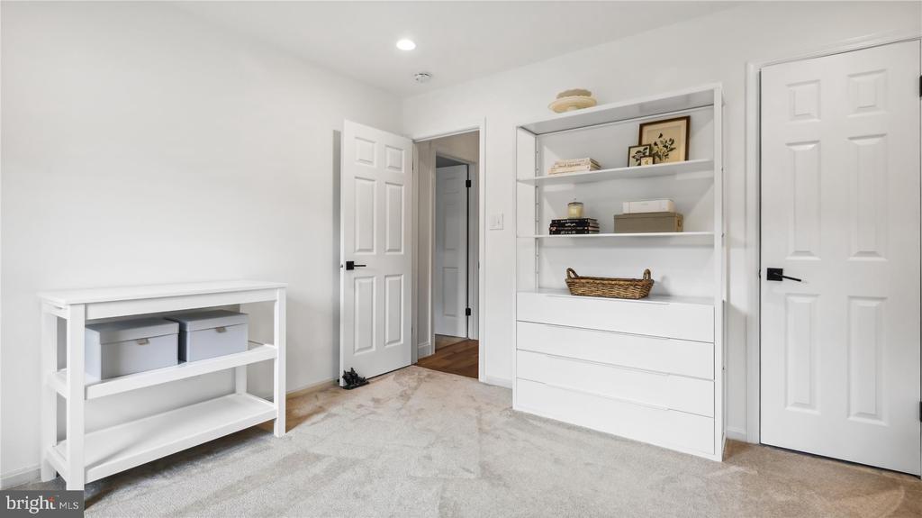 Reston, Virginia, 20191, United States, 4 Bedrooms Bedrooms, ,3 BathroomsBathrooms,Residential,For Sale,1987433