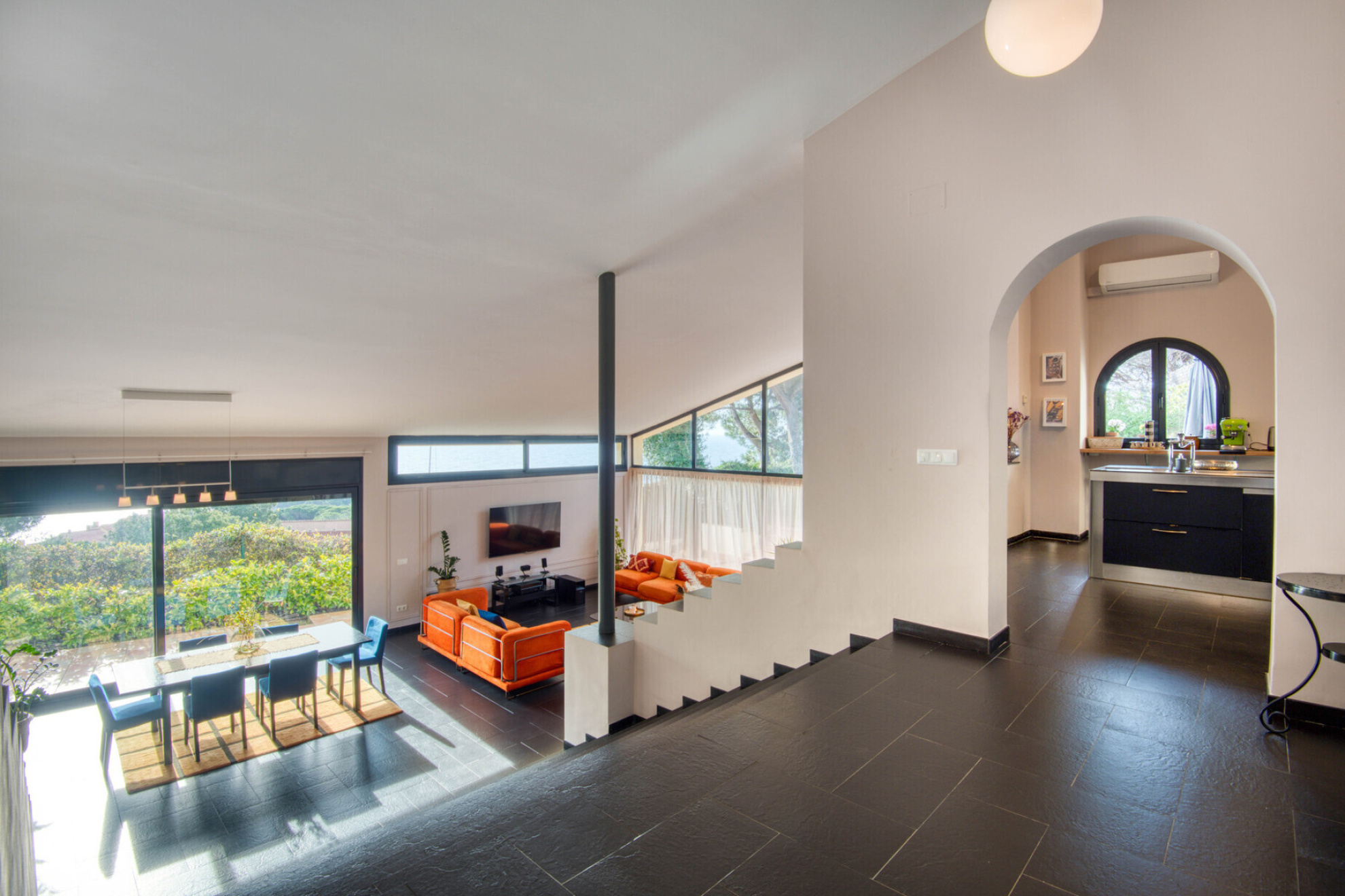  Beautiful house with sea views - 物件實景