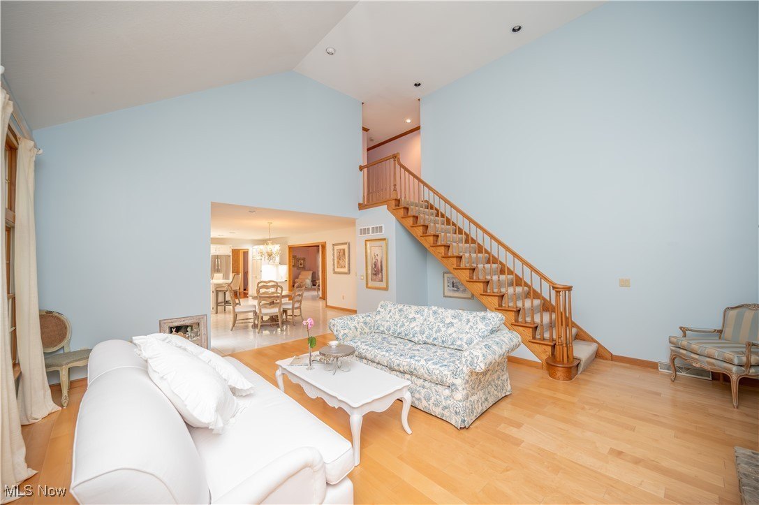 Canfield, Ohio, 44406, United States, 4 Bedrooms Bedrooms, ,3 BathroomsBathrooms,Residential,For Sale,1976342