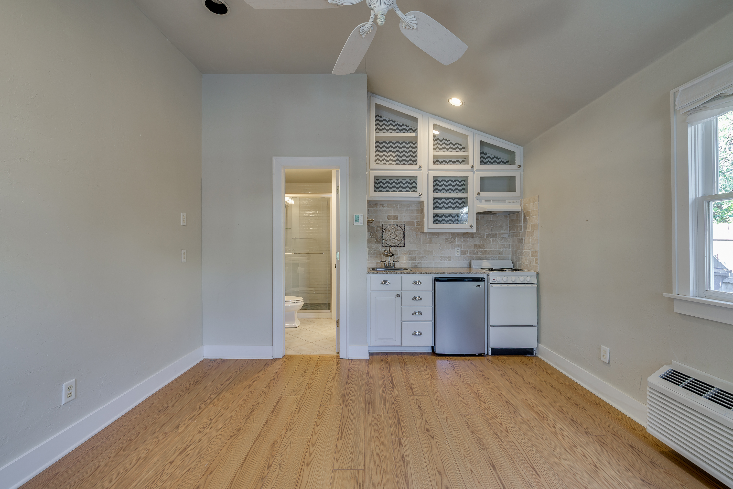  428 Northwest 21st Street, Oklahoma City, OK 73103 - 物件實景