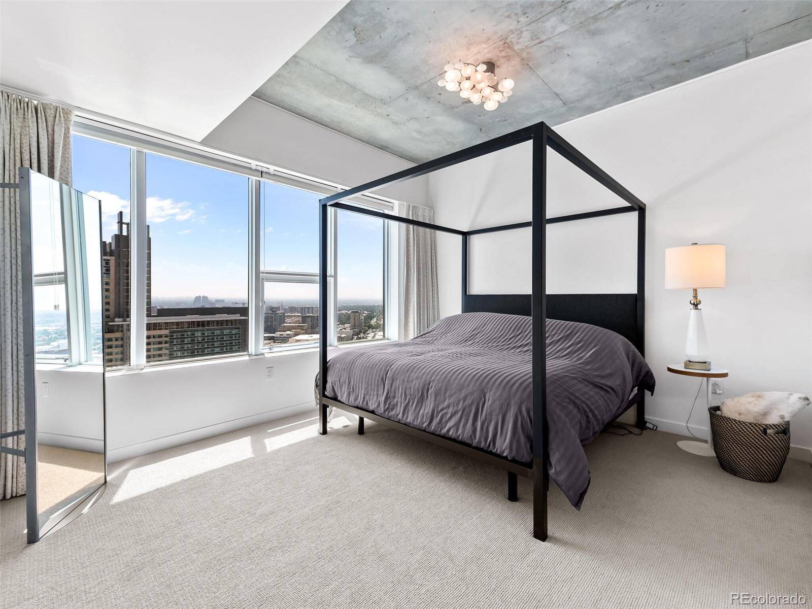 Denver, Colorado, 80202, United States, 2 Bedrooms Bedrooms, ,3 BathroomsBathrooms,Residential,For Sale,1989378