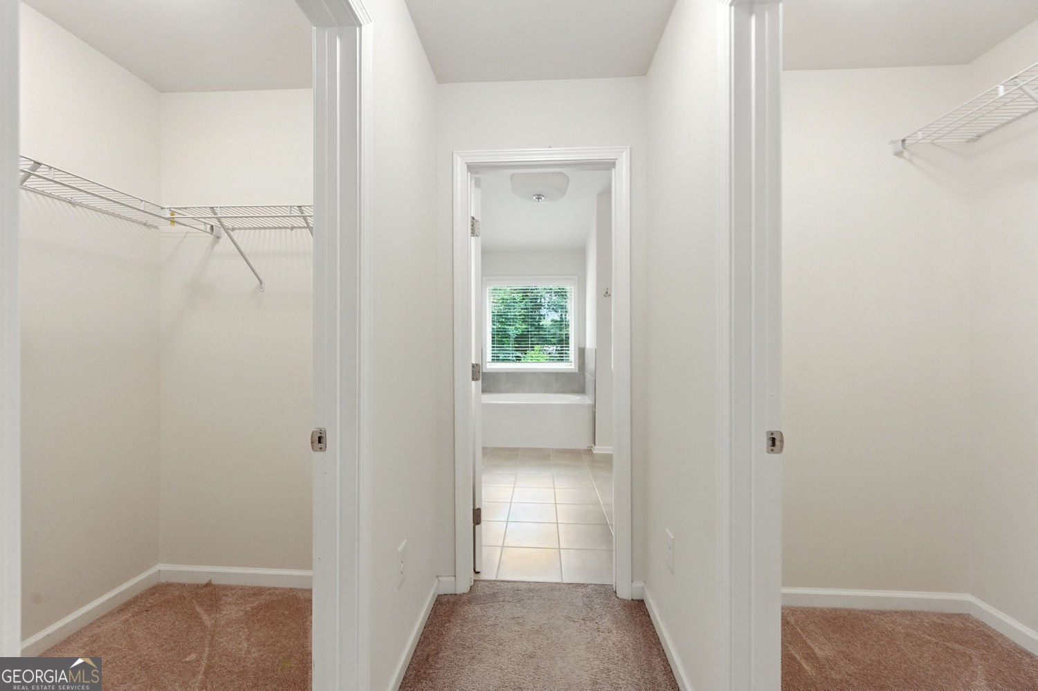 Suwanee, Georgia, 30024, United States, 5 Bedrooms Bedrooms, ,3 BathroomsBathrooms,Residential,For Sale,1867941