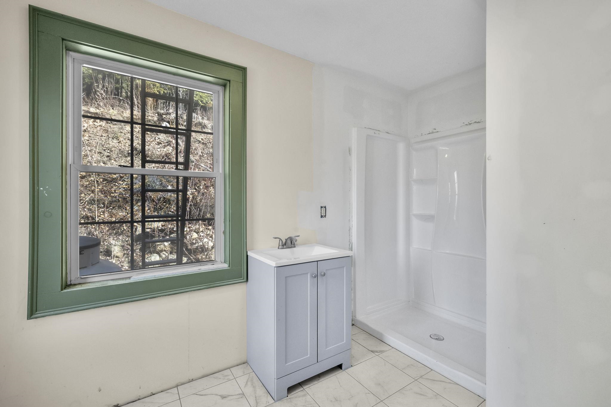 Weare, New Hampshire, 03281, United States, 2 Bedrooms Bedrooms, ,Residential,For Sale,1887155