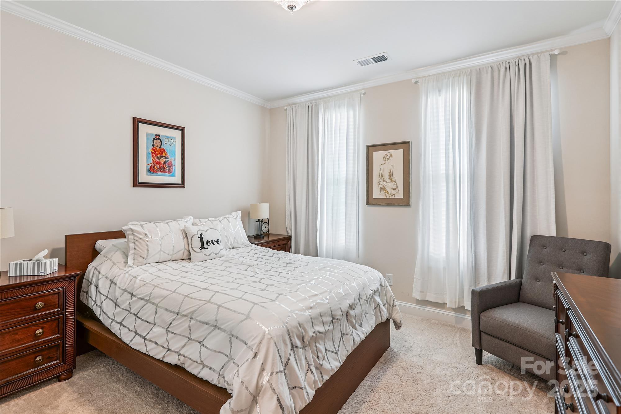 Charlotte, North Carolina, 28215, United States, 2 Bedrooms Bedrooms, ,2 BathroomsBathrooms,Residential,For Sale,1933385