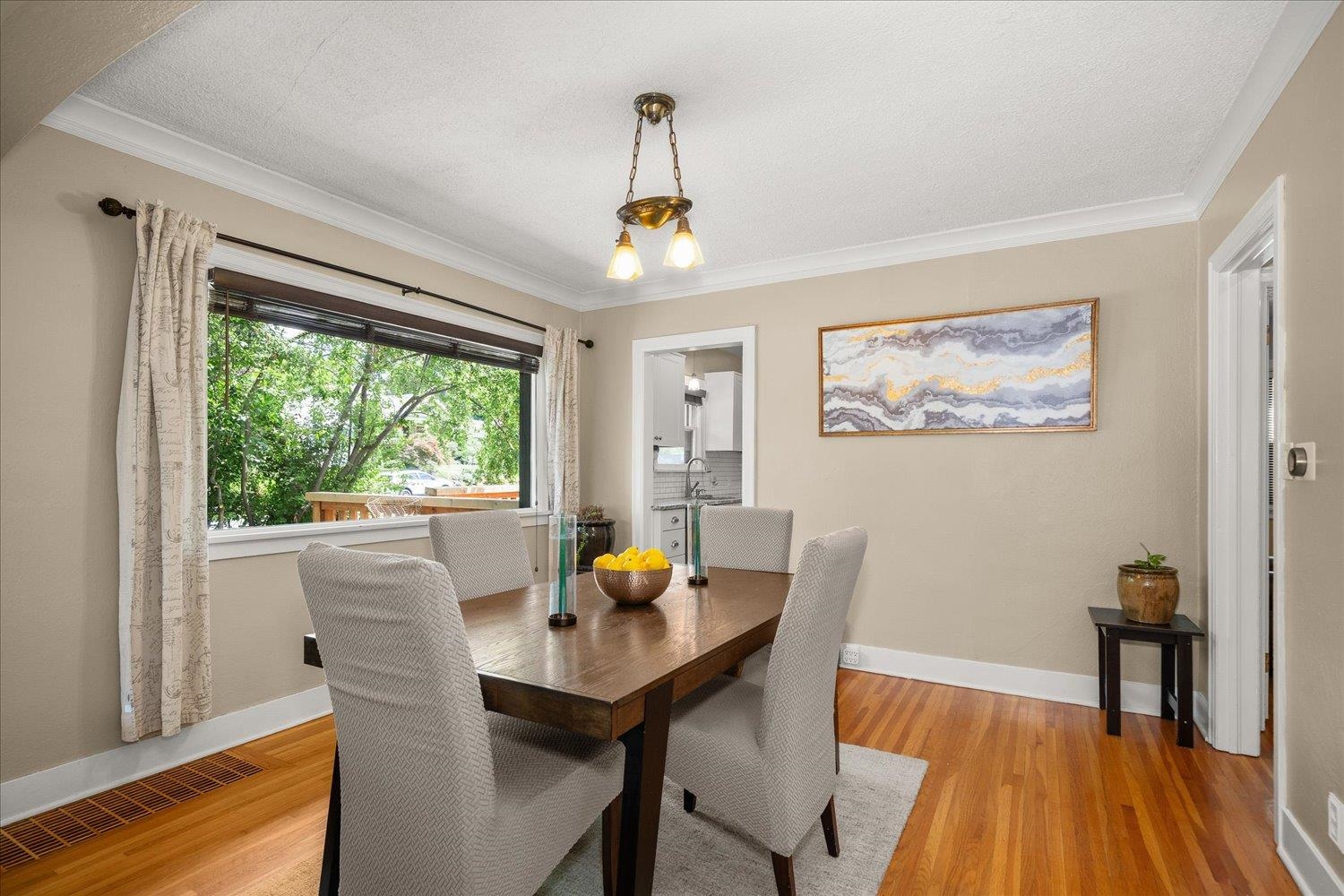 Spokane, Washington, 99203, United States, 3 Bedrooms Bedrooms, ,2 BathroomsBathrooms,Residential,For Sale,1955587