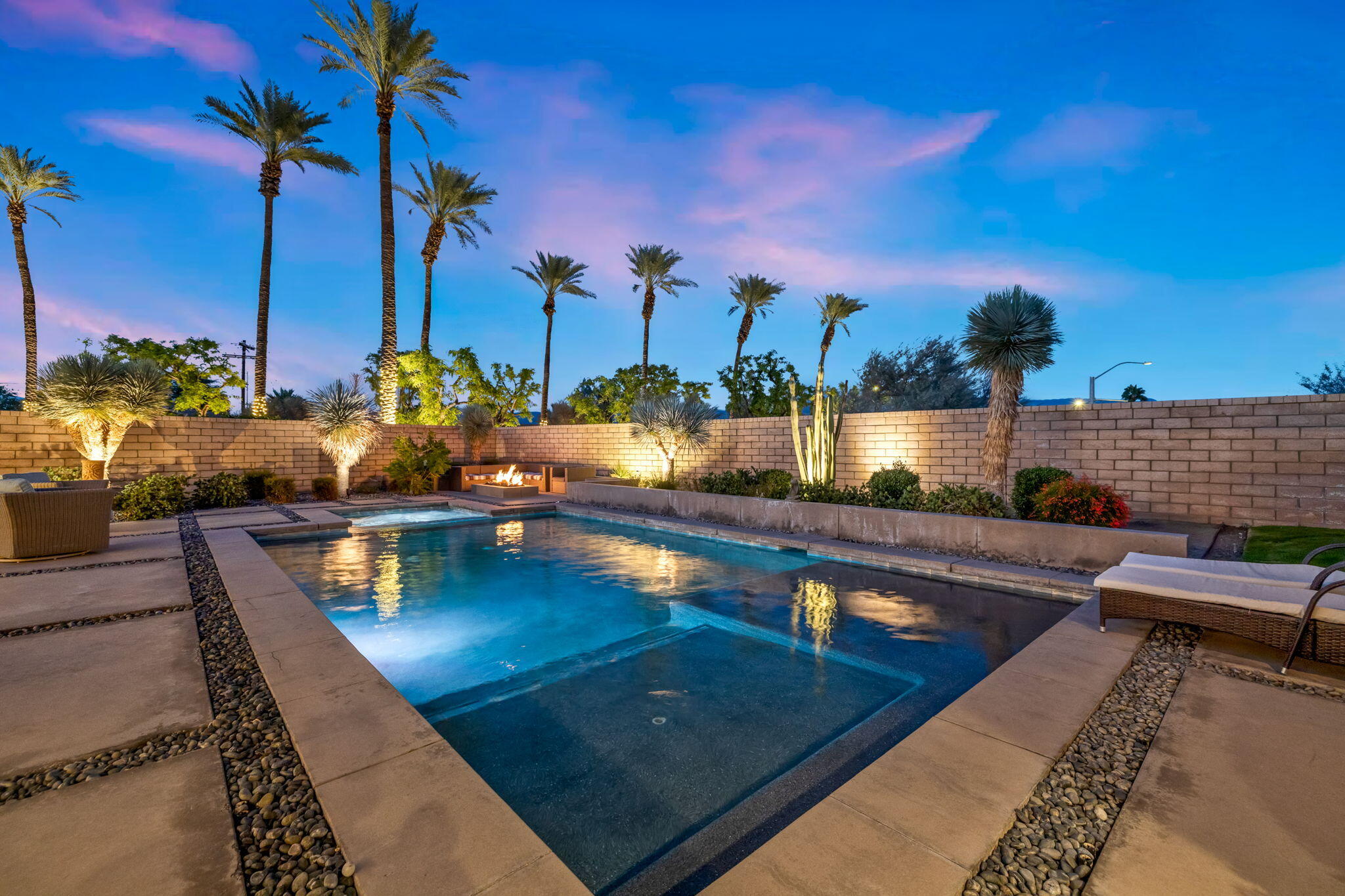 La Quinta, California, 92253, United States, 5 Bedrooms Bedrooms, ,3 BathroomsBathrooms,Residential,For Sale,1998389