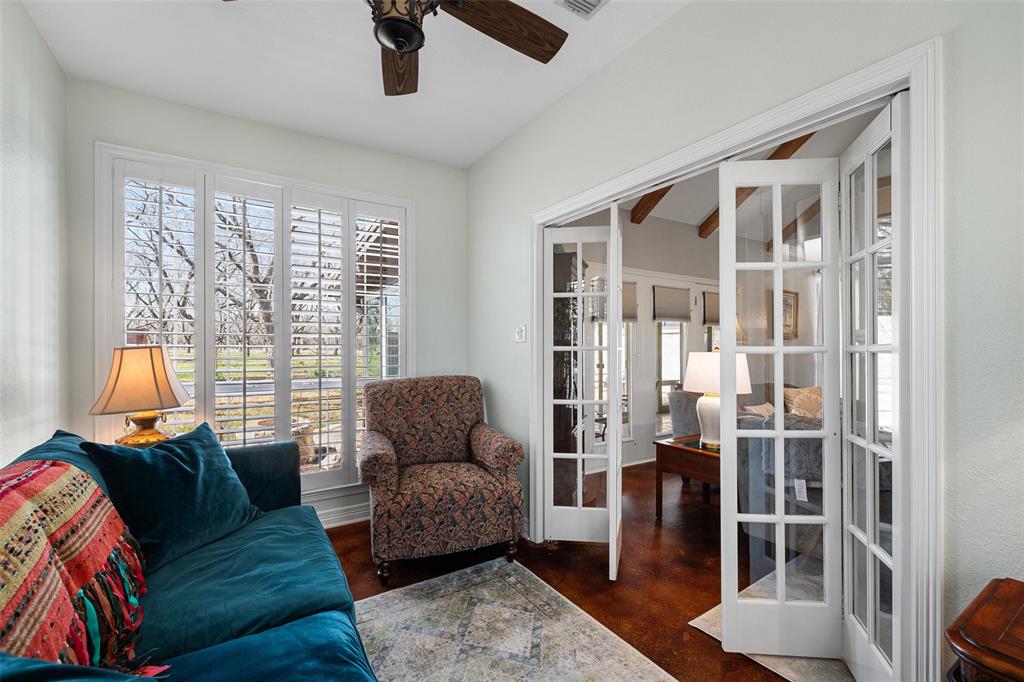 Granbury, Texas, 76049, United States, 4 Bedrooms Bedrooms, ,3 BathroomsBathrooms,Residential,For Sale,2024431