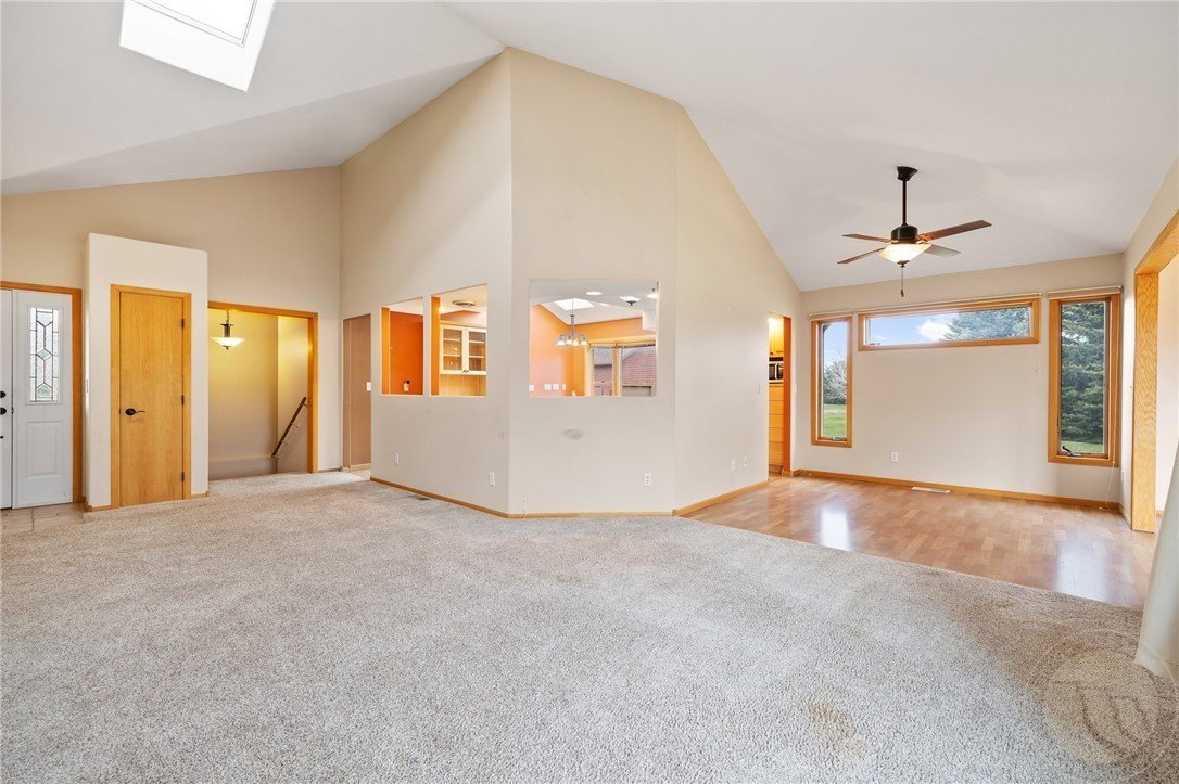 Absarokee, Montana, 59001, United States, 4 Bedrooms Bedrooms, ,4 BathroomsBathrooms,Residential,For Sale,1979121