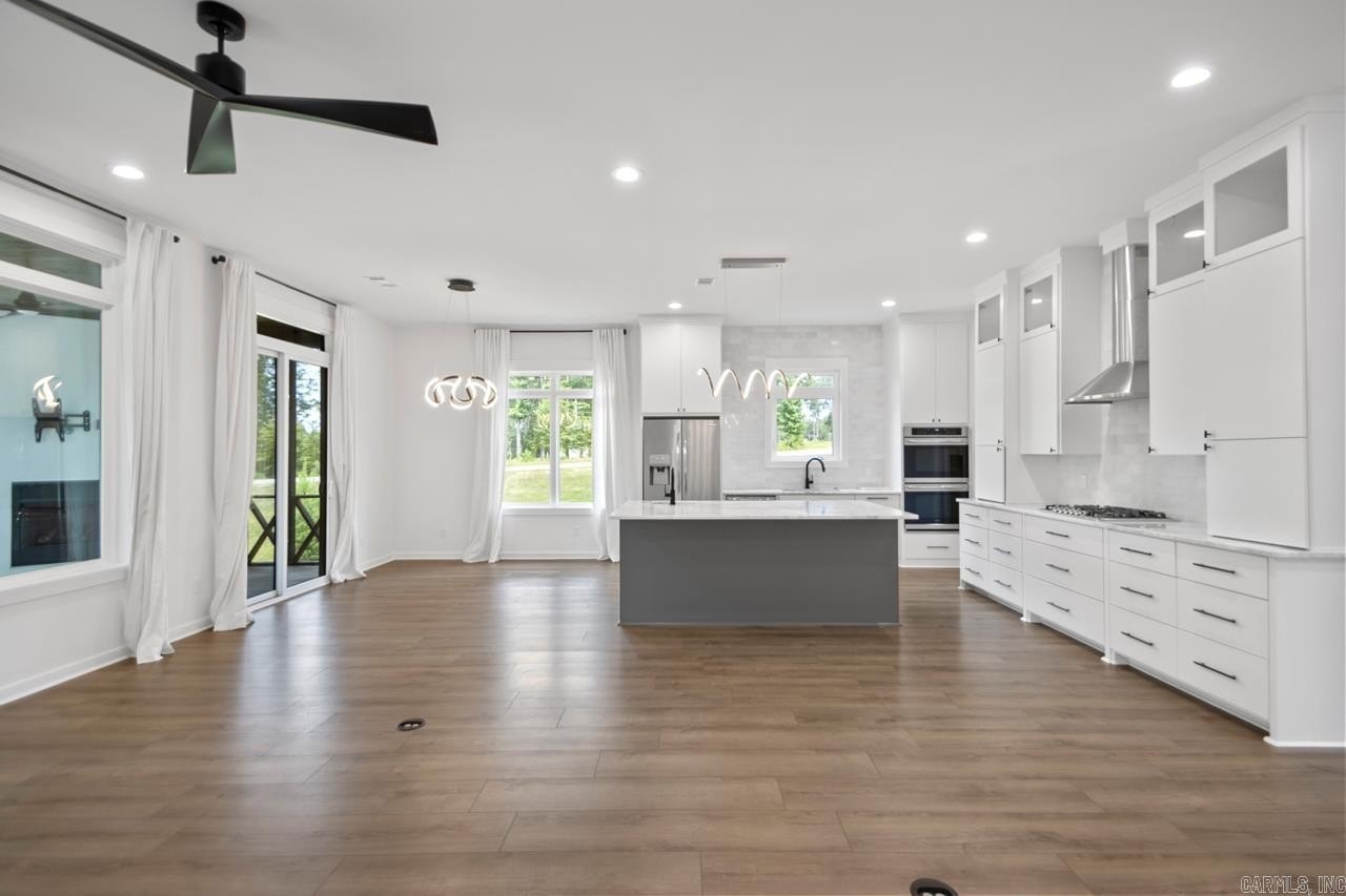 Bryant, Arkansas, 72022, United States, 5 Bedrooms Bedrooms, ,5 BathroomsBathrooms,Residential,For Sale,1978792