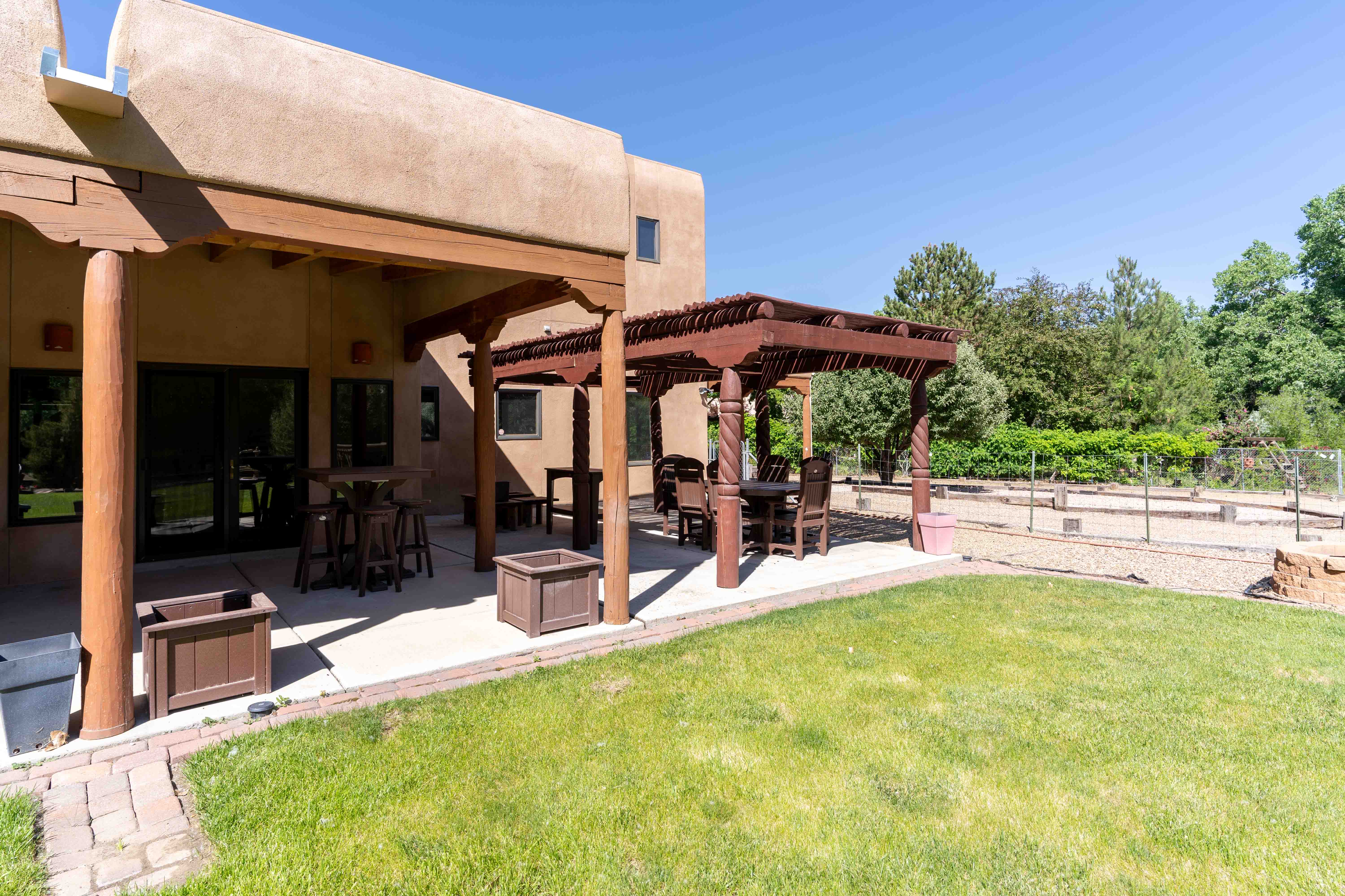 Aztec, New Mexico, 87410, United States, 4 Bedrooms Bedrooms, ,3 BathroomsBathrooms,Residential,For Sale,1974220