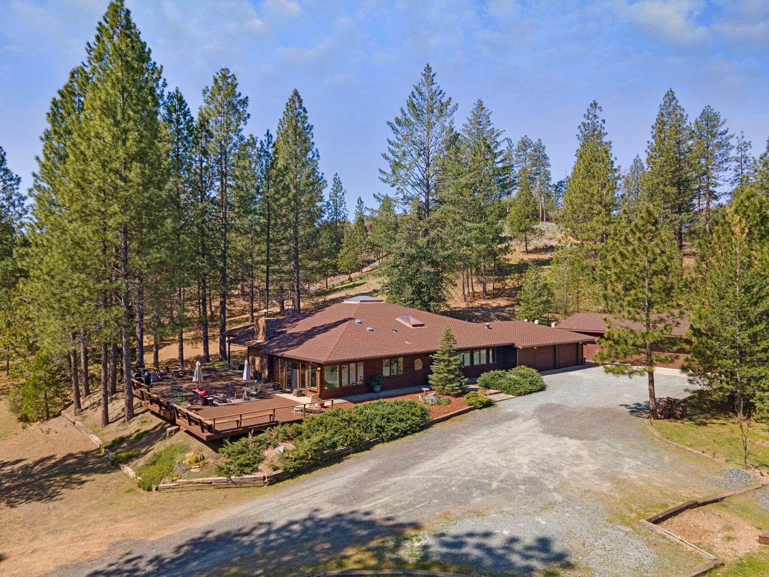 Coulterville, California, 95311, United States, 3 Bedrooms Bedrooms, ,4 BathroomsBathrooms,Residential,For Sale,1792309