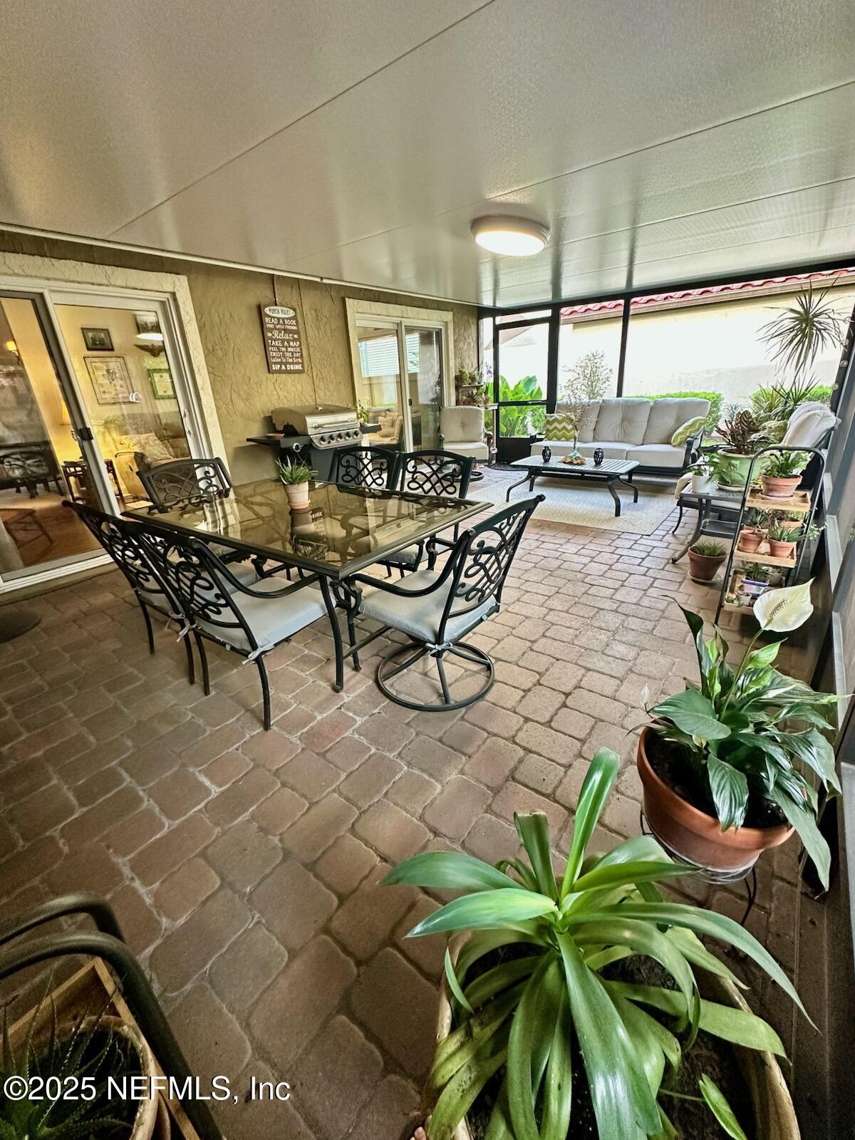 Jacksonville, Florida, 32217, United States, 3 Bedrooms Bedrooms, ,2 BathroomsBathrooms,Residential,For Sale,1839180