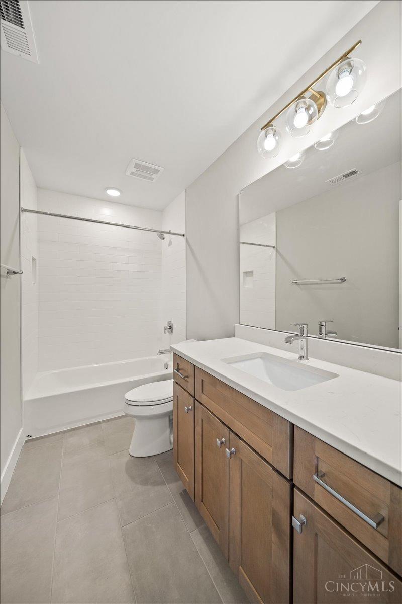 Cincinnati, Ohio, 45208, United States, 3 Bedrooms Bedrooms, ,3 BathroomsBathrooms,Residential,For Sale,1960711