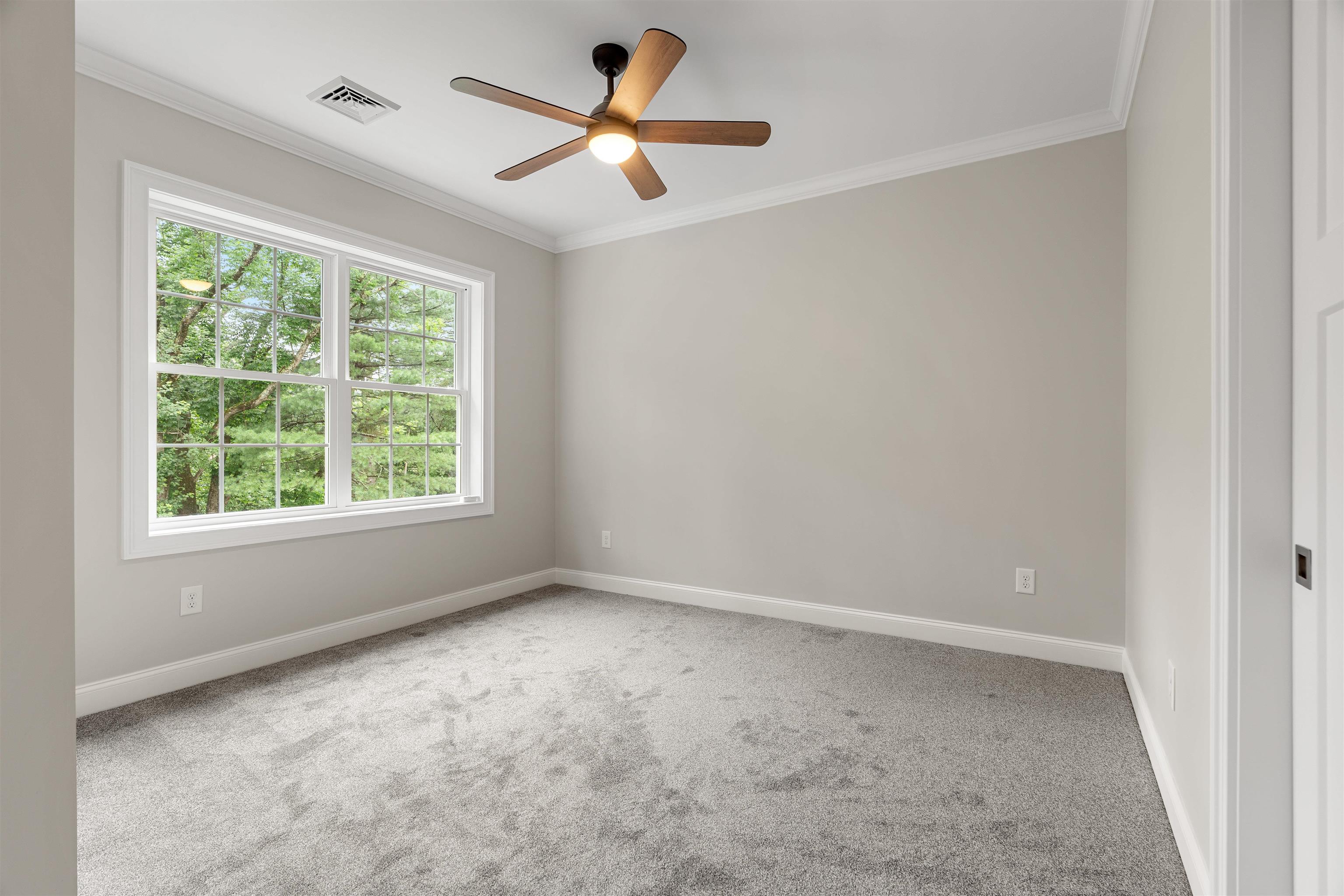 Hooksett, New Hampshire, 03106, United States, 4 Bedrooms Bedrooms, ,3 BathroomsBathrooms,Residential,For Sale,1895985