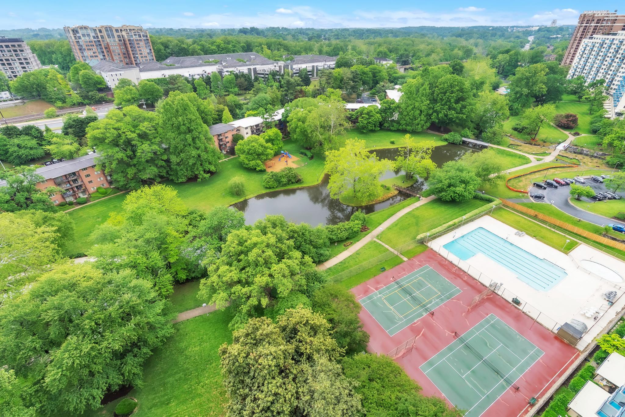  10401 Grosvenor Place, Rockville, MD, 20852 - 物件實景