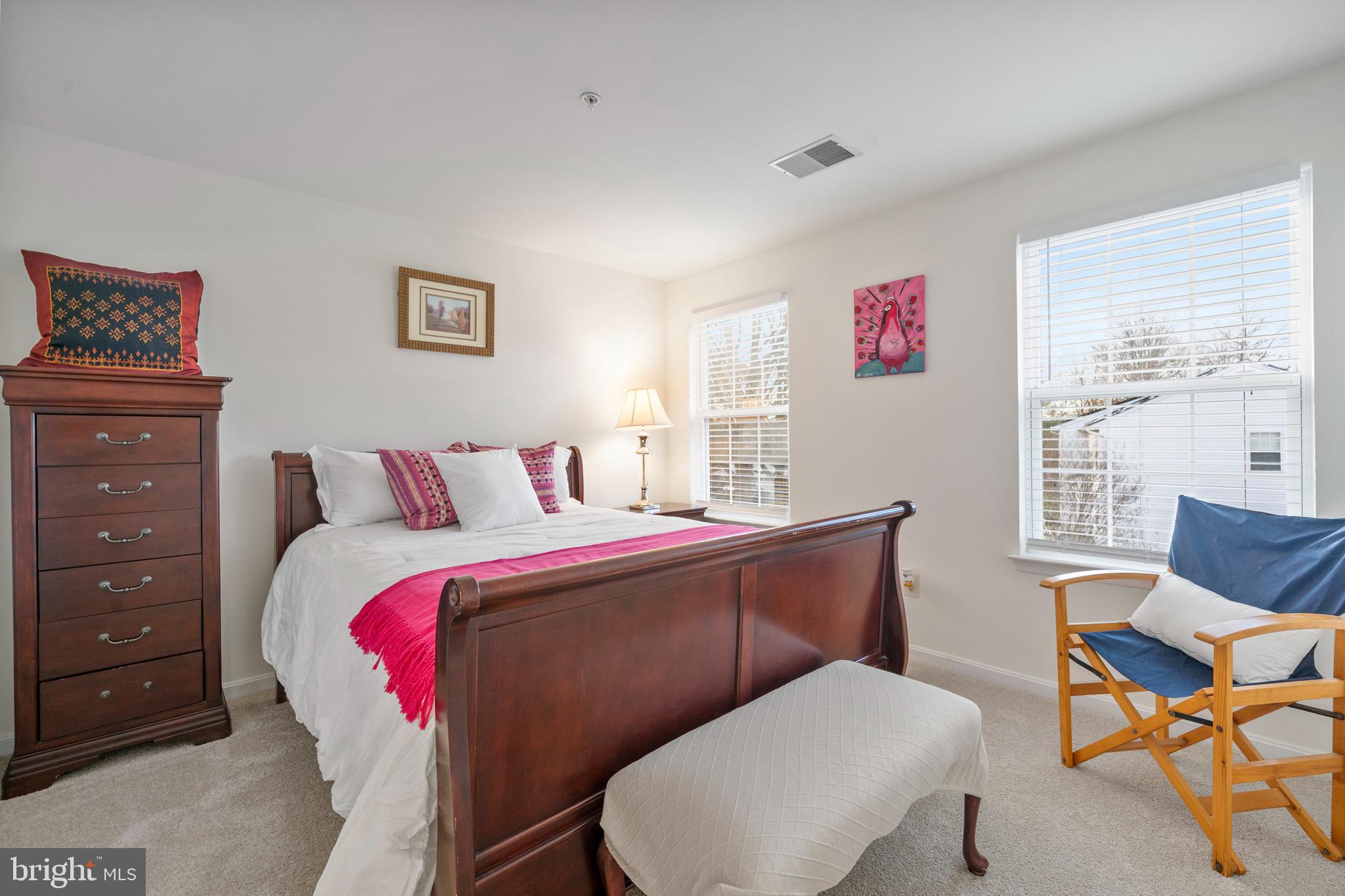 Clinton, Maryland, 20735, United States, 5 Bedrooms Bedrooms, ,4 BathroomsBathrooms,Residential,For Sale,2005759