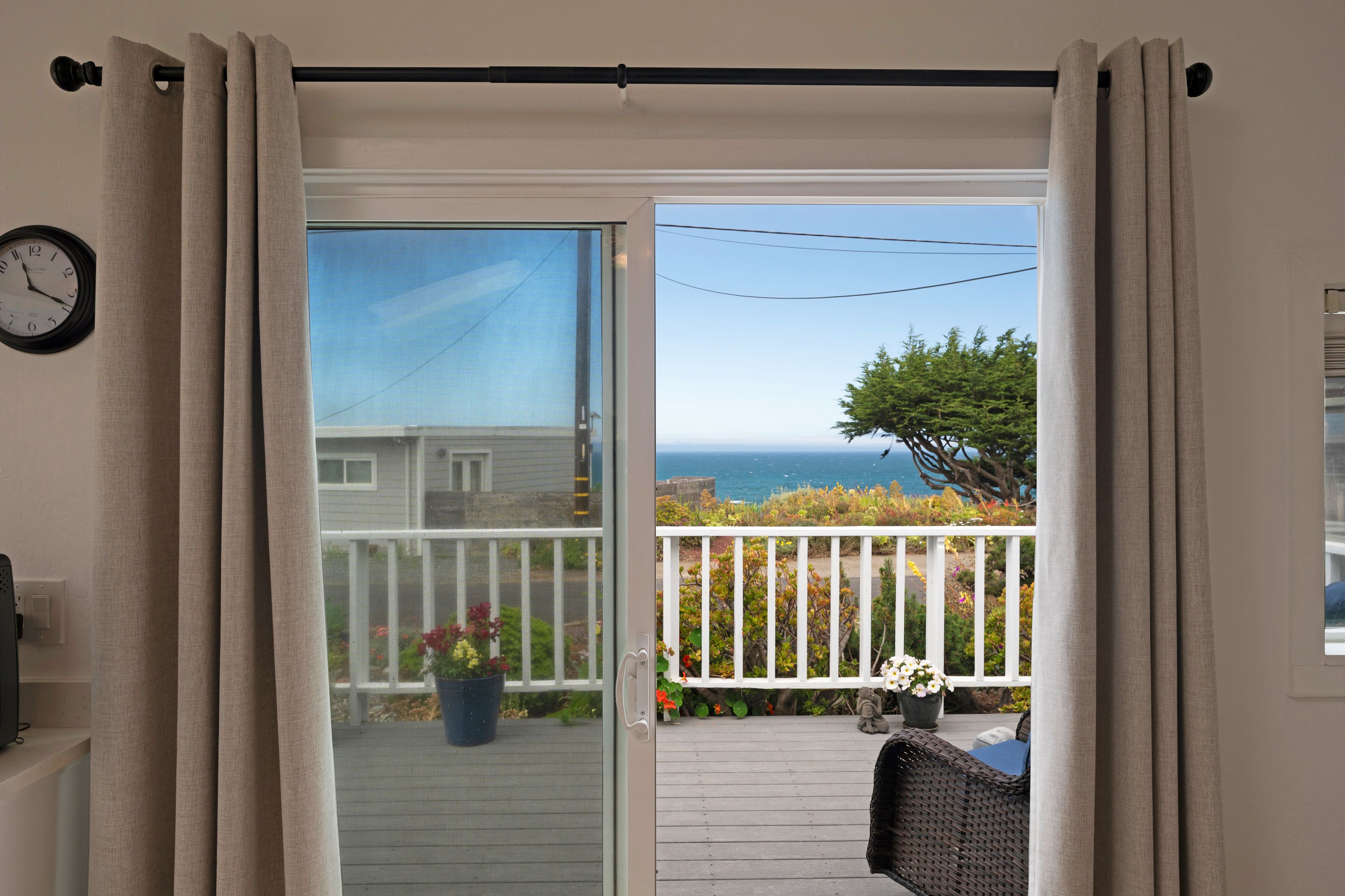  7036 Cliff Avenue, Bodega Bay, CA 94923 - 物件實景