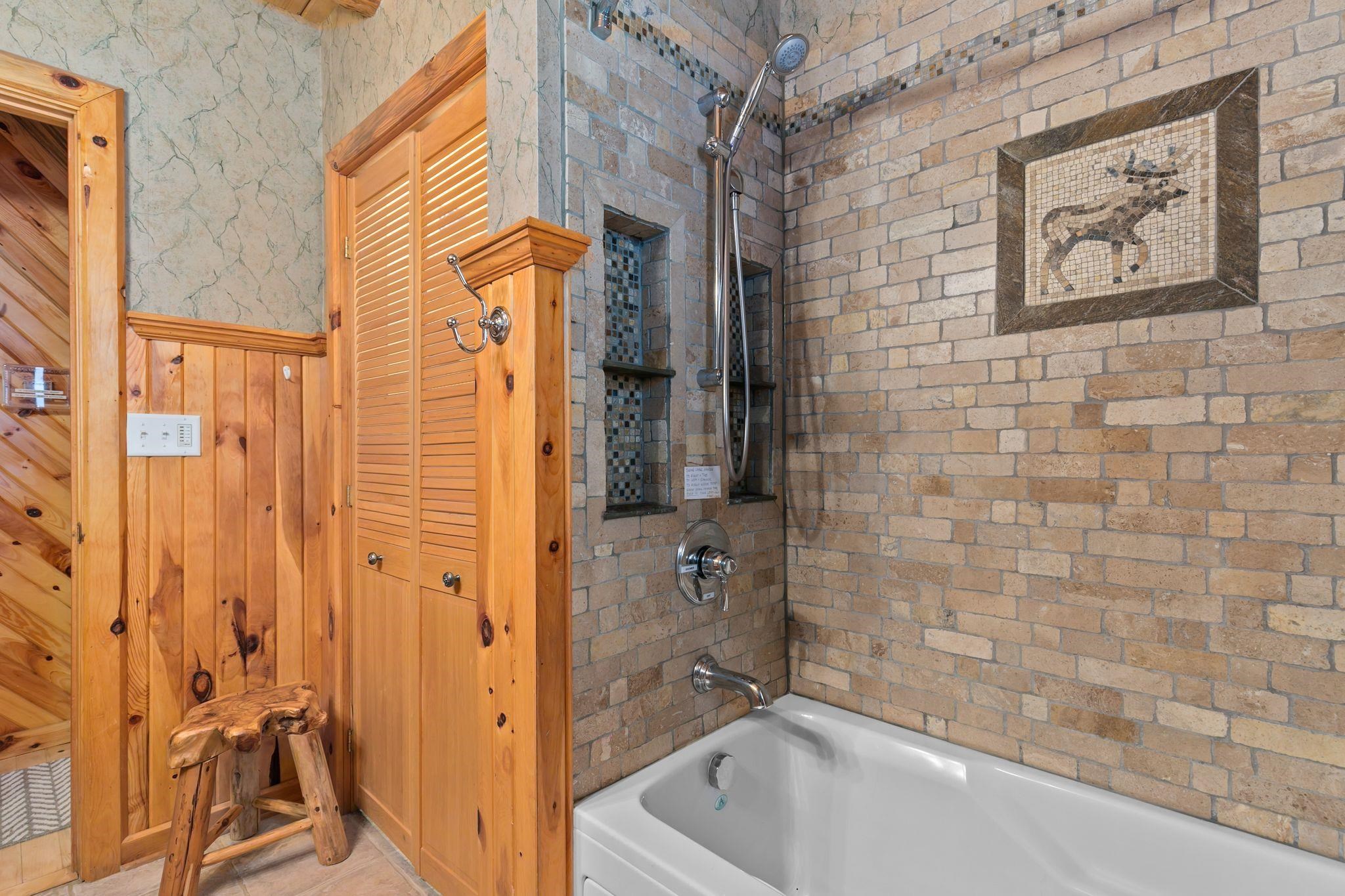 PICKEREL, Wisconsin, 54465, United States, 4 Bedrooms Bedrooms, ,3 BathroomsBathrooms,Residential,For Sale,1933142