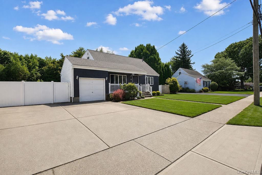 Sunset Ave, Farmingdale, NY 11735 #1
