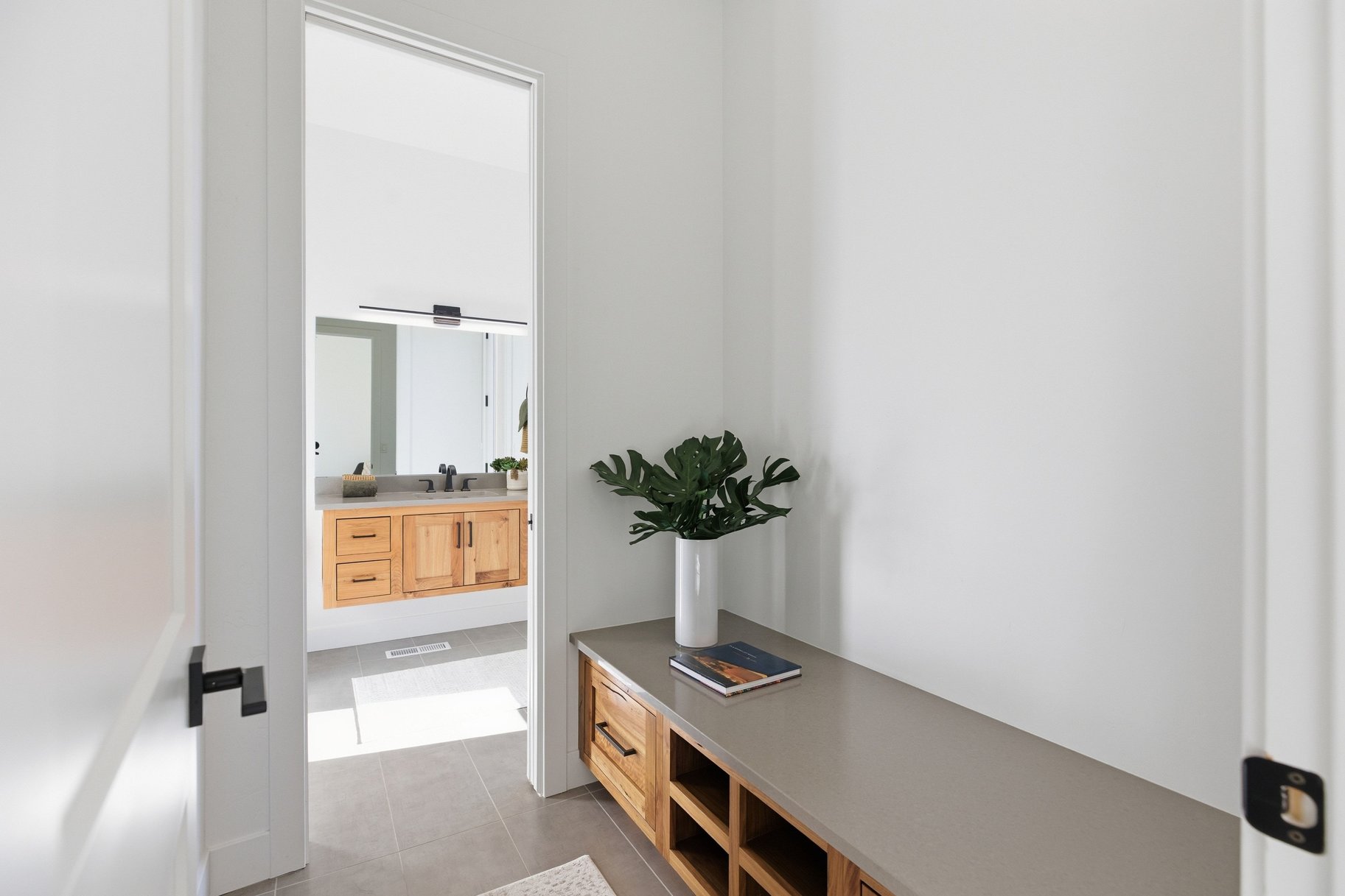  Modern home In The Heart Of The Gated Side Of The Ledges Golf Course - 物件實景