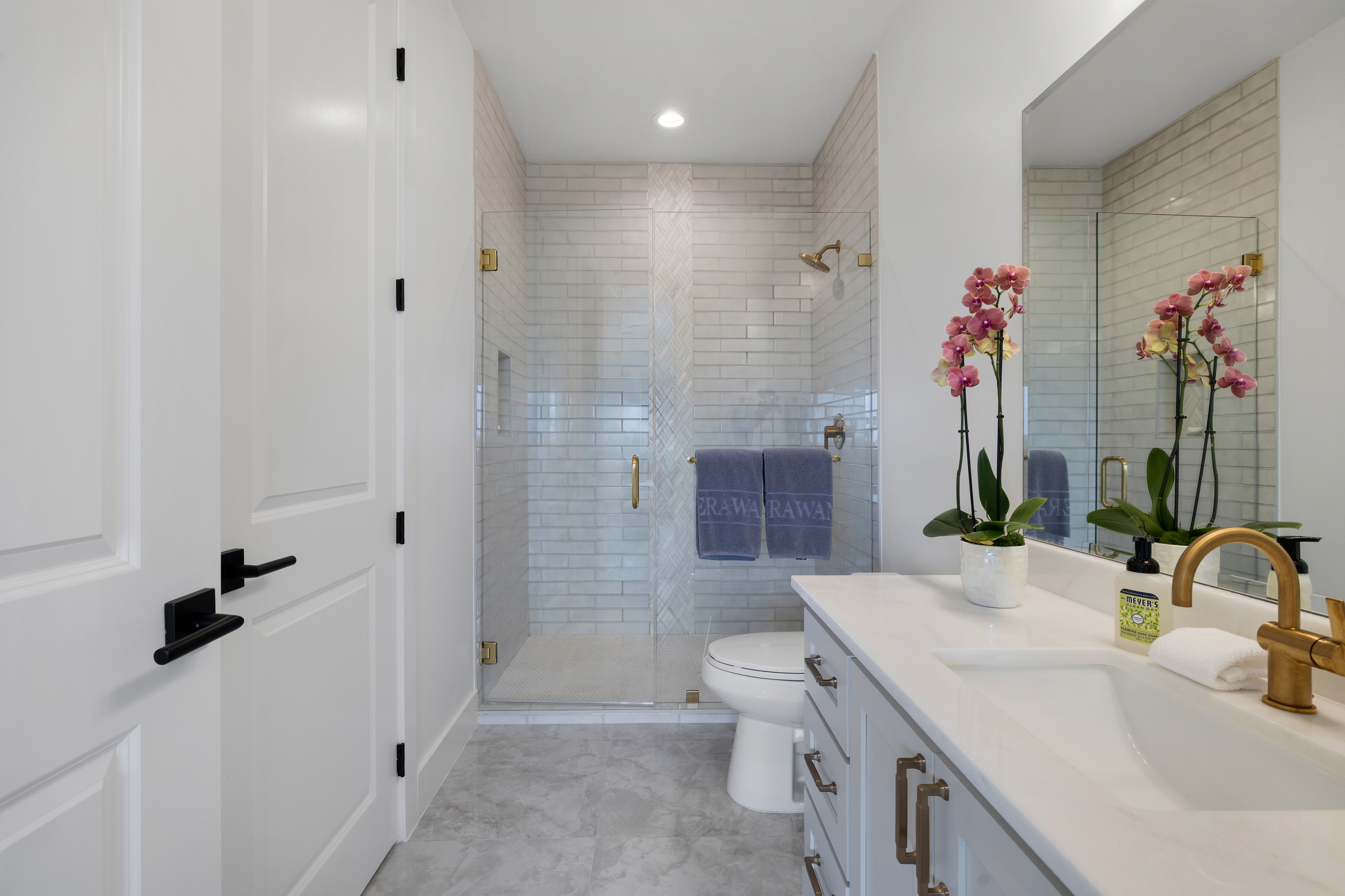  Private 15-Acre Estate with Modern Design and Scenic Hill Country Views - 物件實景