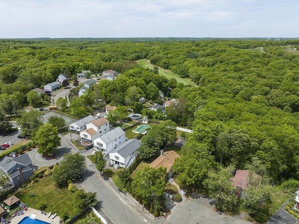 Malden, Massachusetts, 02148, United States, 3 Bedrooms Bedrooms, ,2 BathroomsBathrooms,Residential,For Sale,1938080