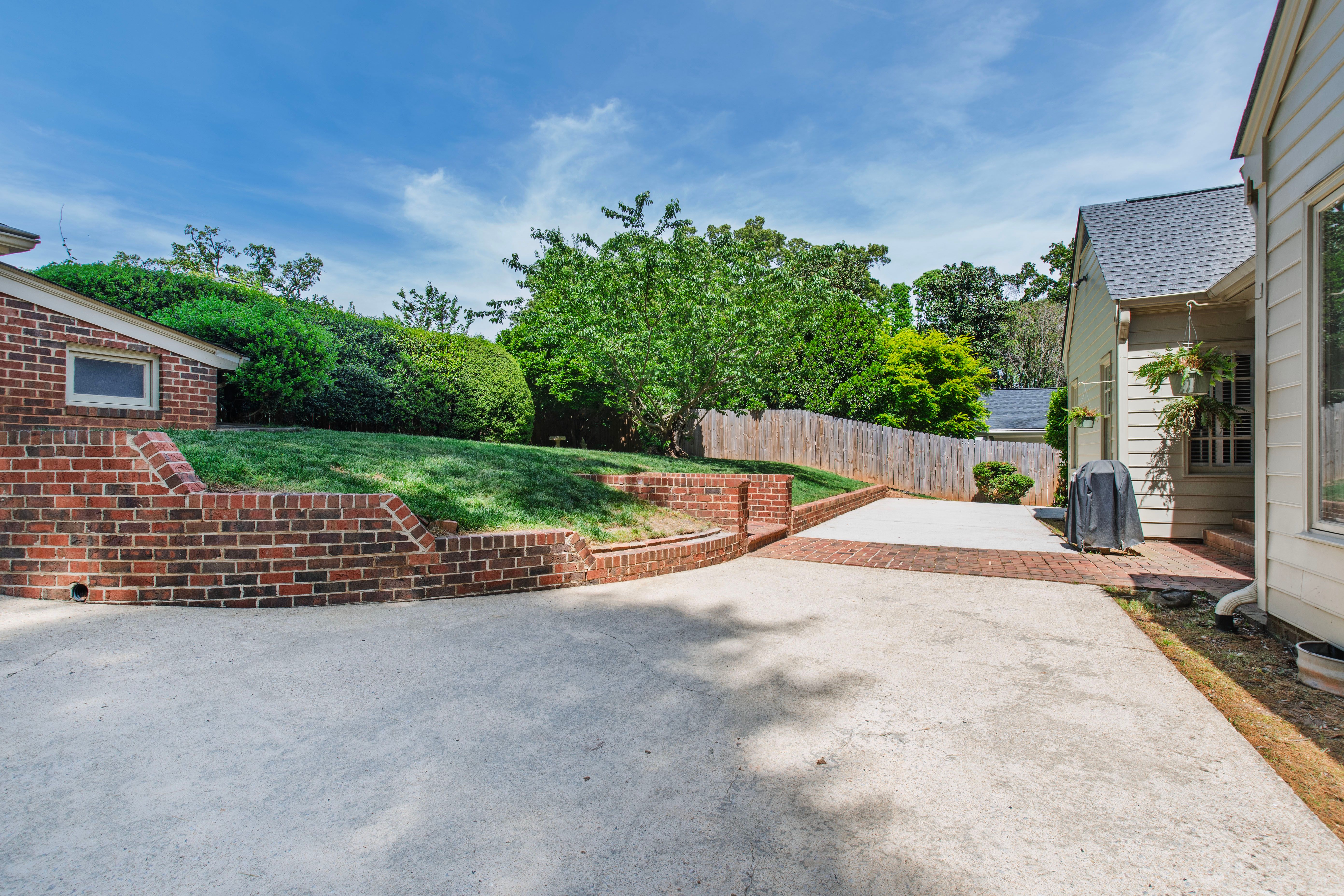  2733 Toxey Drive, Raleigh, NC, 27609 - 物件實景
