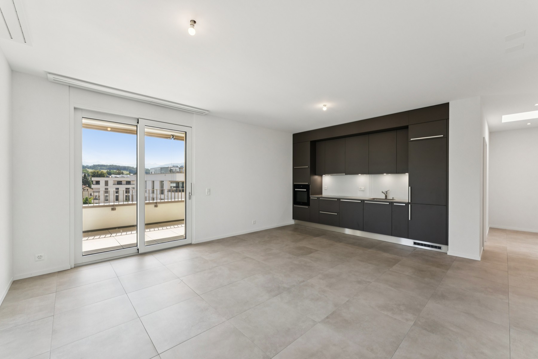  Bright apartment located on the top floor - 物件實景