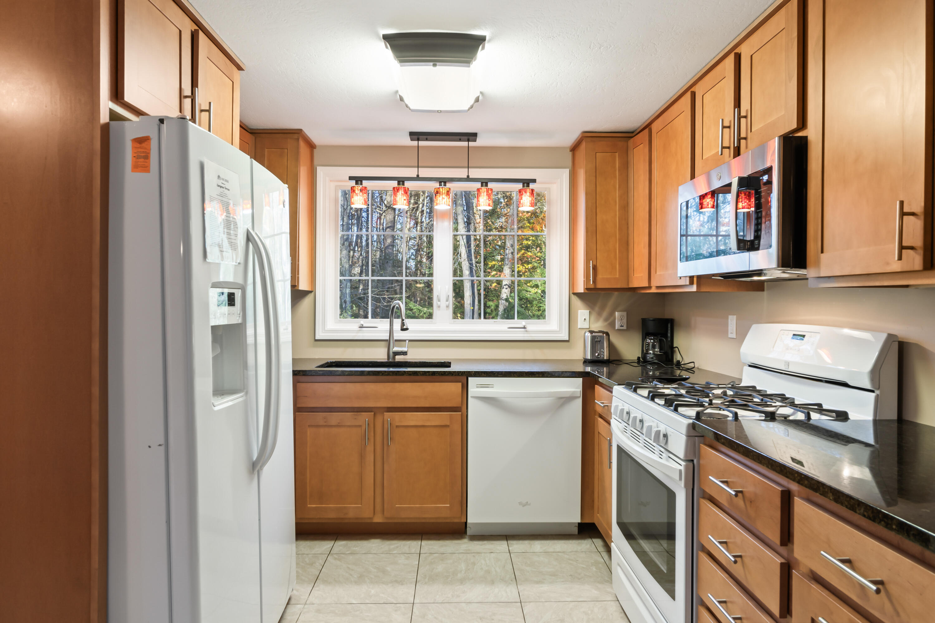 Ogunquit, Maine, 03907, United States, ,4 BathroomsBathrooms,Residential,For Sale,1830801