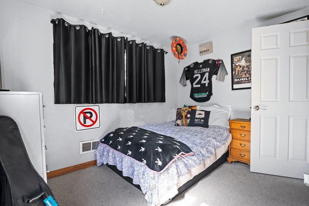 McCall, Idaho, 83638, United States, 3 Bedrooms Bedrooms, ,2 BathroomsBathrooms,Residential,For Sale,2049028