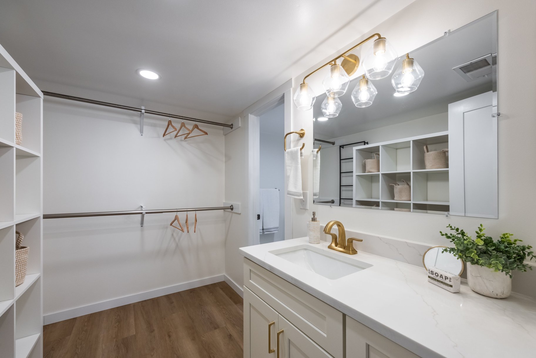  Remodeled Condo in Millcreek - 物件實景