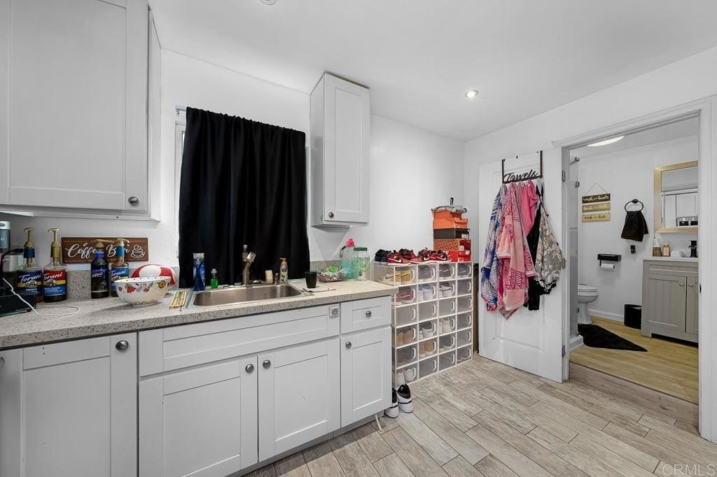 El Cajon, California, 92020, United States, 2 Bedrooms Bedrooms, ,1 BathroomBathrooms,Residential,For Sale,1986327