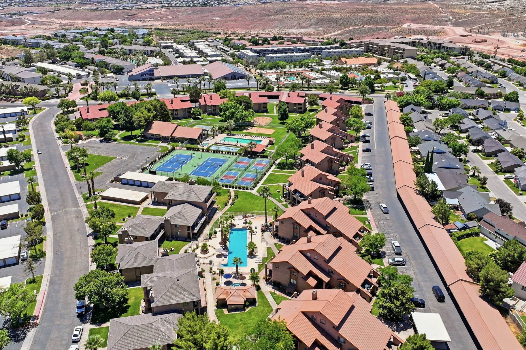  Amazing STR Investment Opportunity With Stunning City and Mountain Views - 物件實景