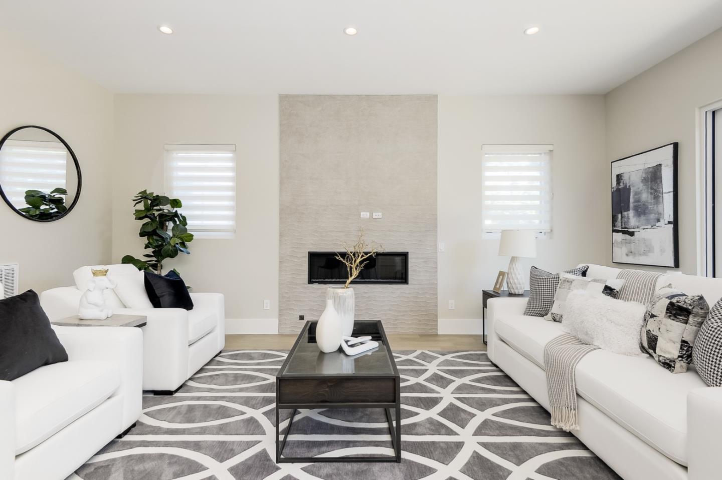 Menlo Park, California, 94025, United States, 5 Bedrooms Bedrooms, ,6 BathroomsBathrooms,Residential,For Sale,1927394