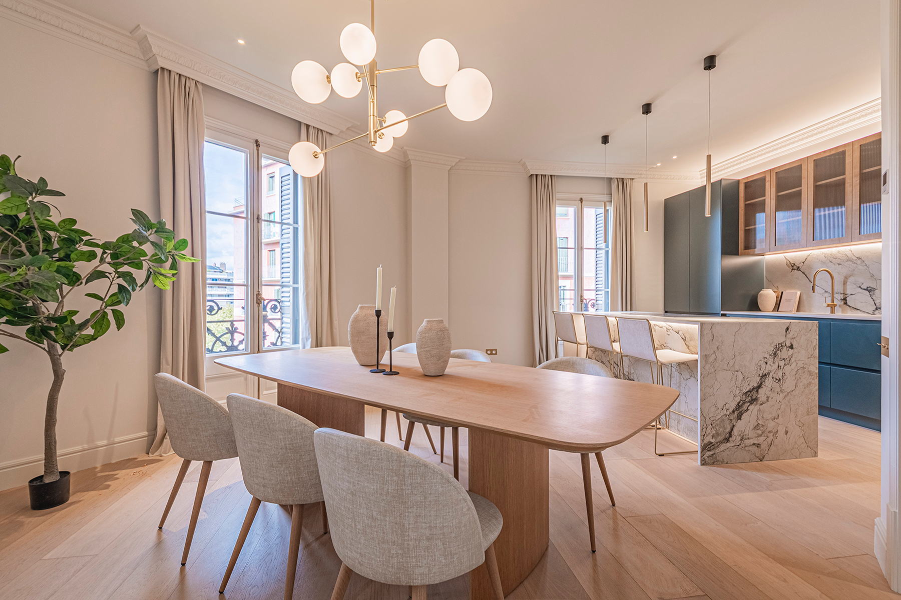  Designer Upper-Floor Apartment with Private Terrace in the Quadrat d’Or - 物件實景