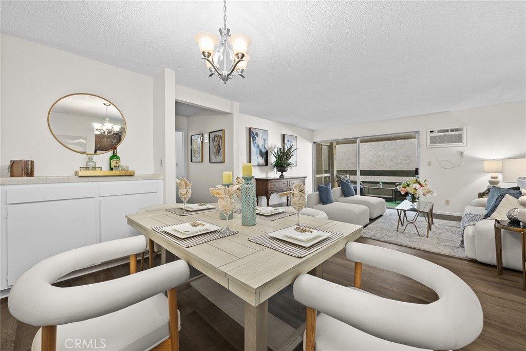 Pasadena, California, 91101, United States, 2 Bedrooms Bedrooms, ,1 BathroomBathrooms,Residential,For Sale,2002263