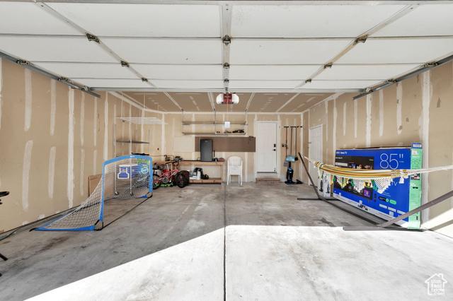 West Valley City, Utah, 84128, United States, 6 Bedrooms Bedrooms, ,3 BathroomsBathrooms,Residential,For Sale,1976831