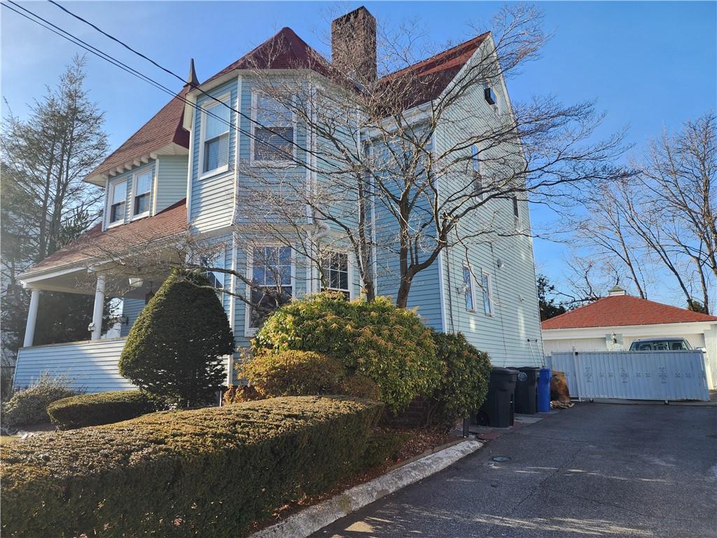 Cranston, Rhode Island, 02905, United States, 5 Bedrooms Bedrooms, ,3 BathroomsBathrooms,Residential,For Sale,1930877