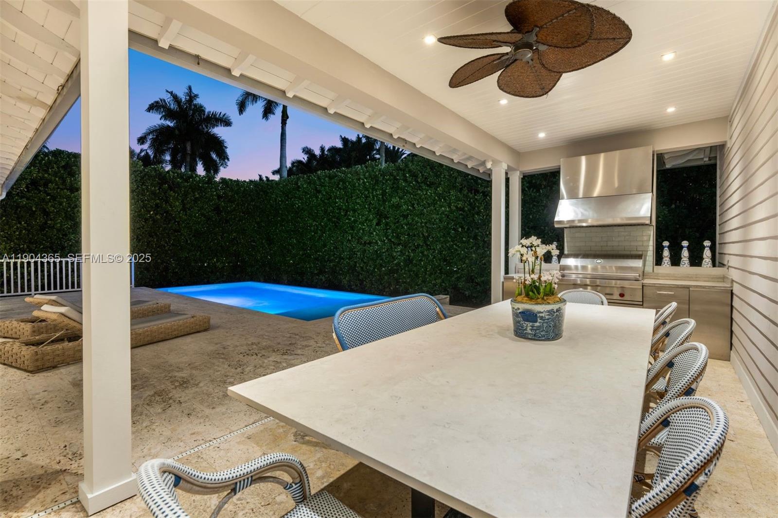 Miami Beach, Florida, 33140, United States, 4 Bedrooms Bedrooms, ,6 BathroomsBathrooms,Residential,For Sale,1992066