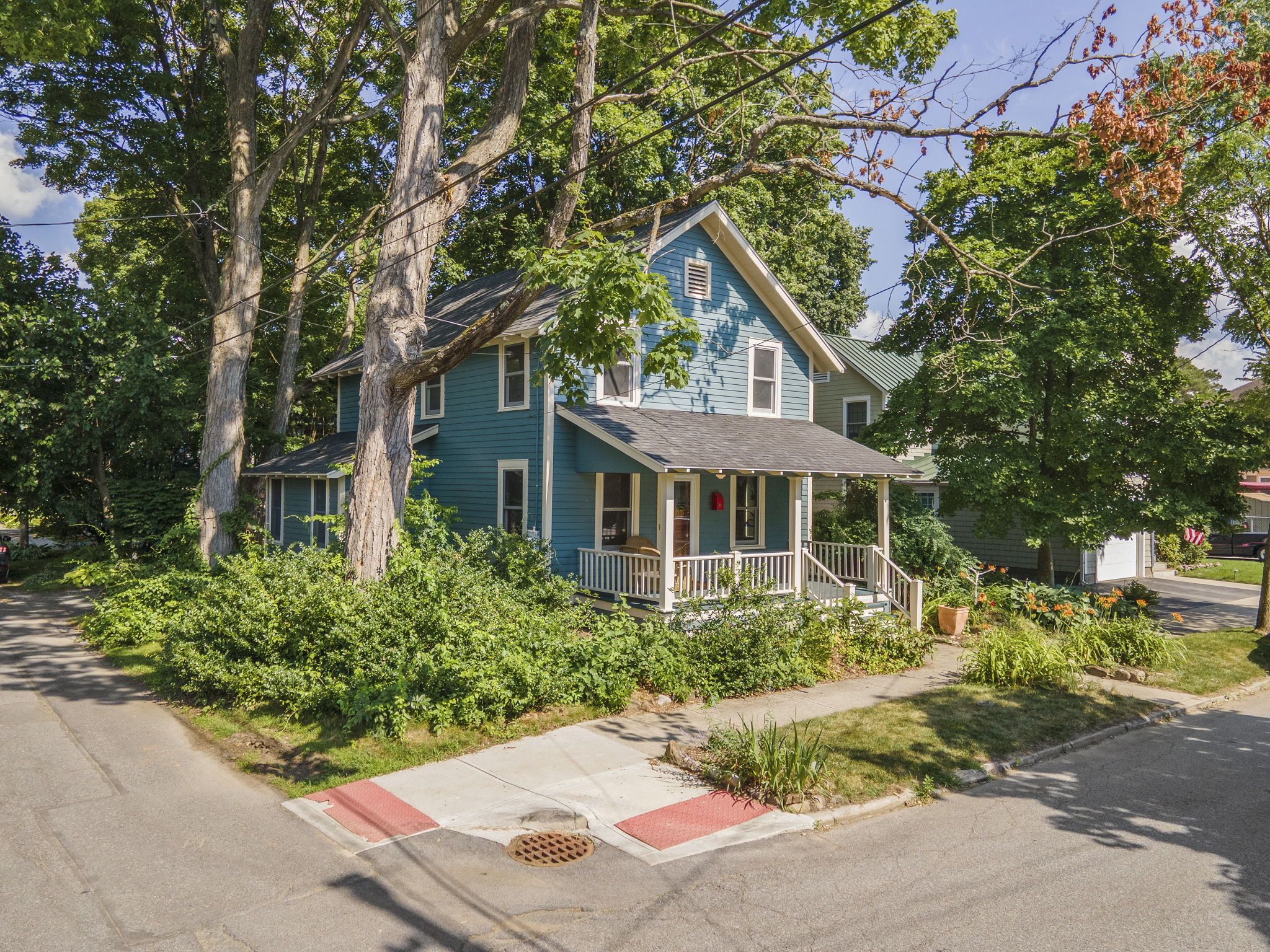  6 Pinewood Avenue, Saratoga Springs, NY, 12866 - 物件實景