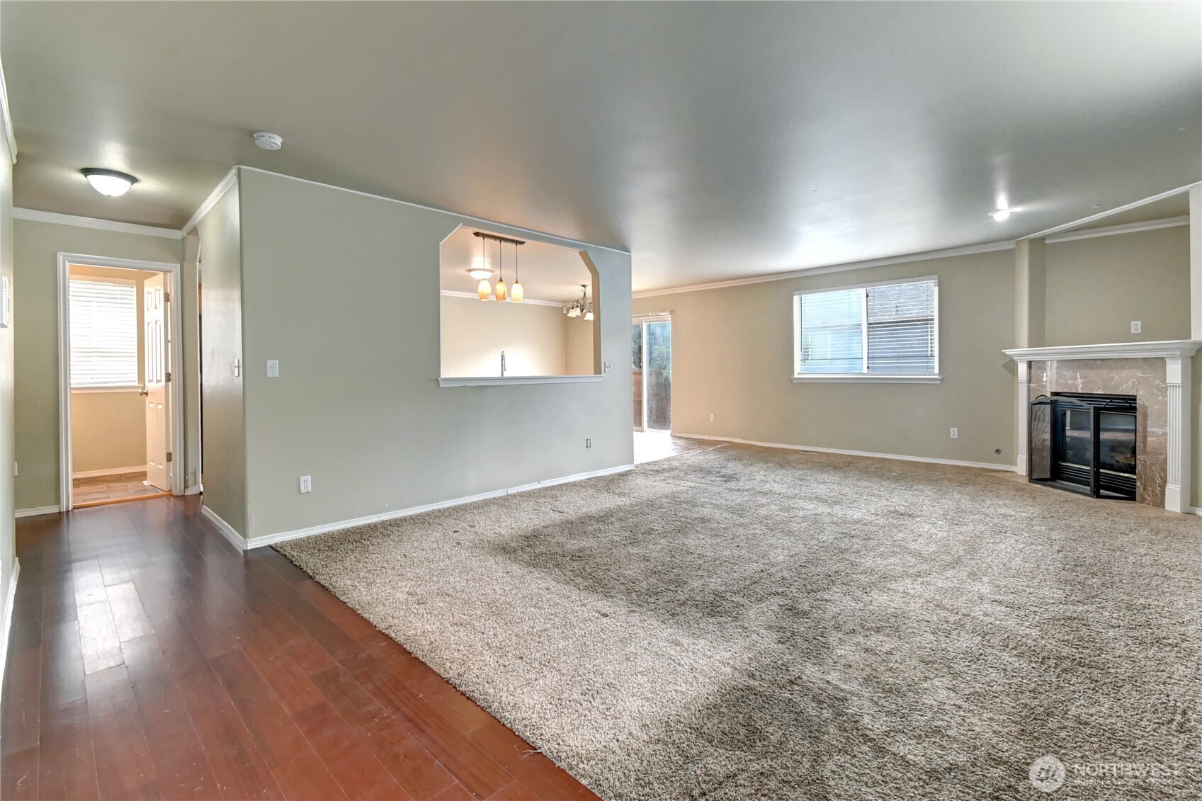 Covington, Washington, 98042, United States, 5 Bedrooms Bedrooms, ,3 BathroomsBathrooms,Residential,For Sale,2002094